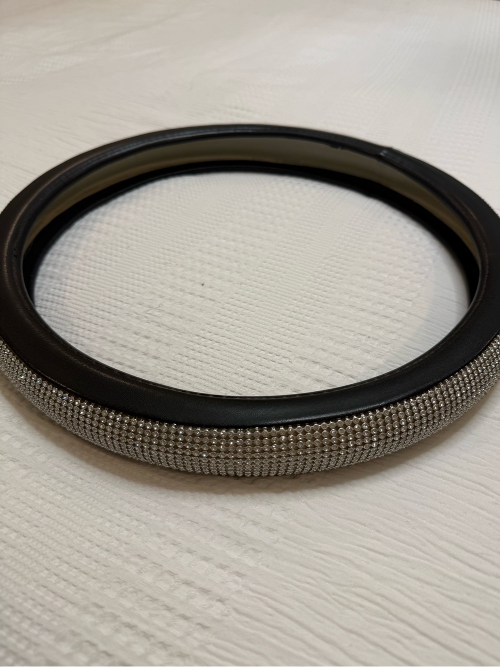 Swarvoski Crystal-Trim Black Steering Wheel Cover Bling! Bling!